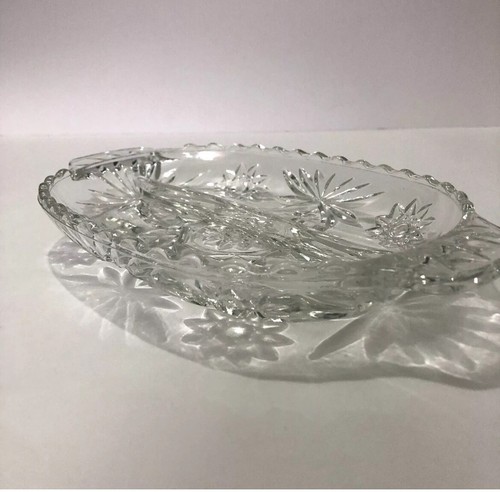 Set of 2 Identical Depression Cut Glass Divided Relish Trays Clear Oval Star - Picture 8 of 14