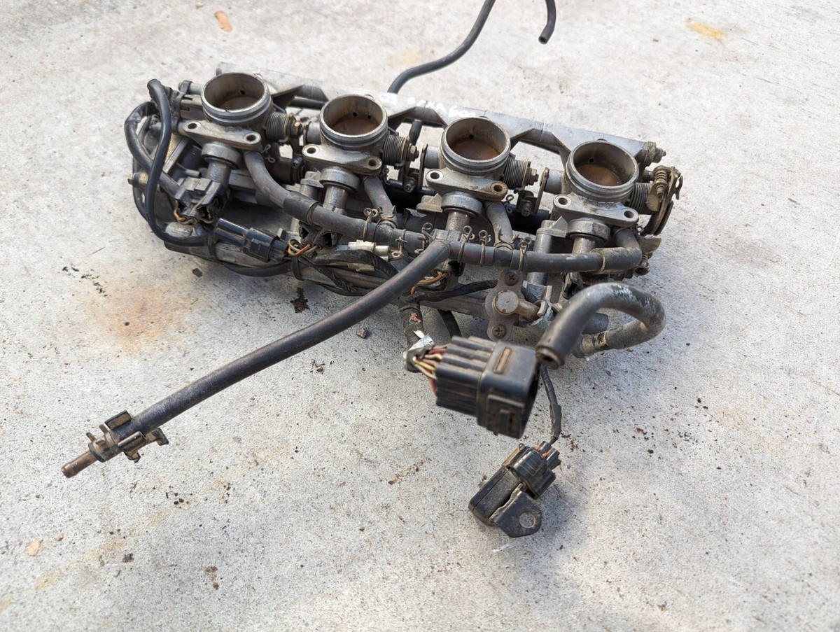 2001-2003 01 02 03 Suzuki GSXR600 GSXR 600 Throttle Bodies OEM