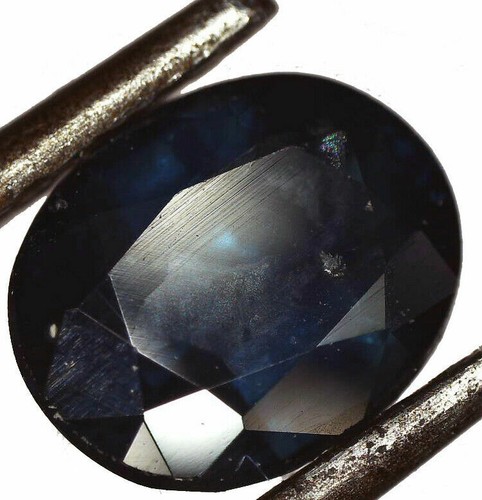 UNTREATED Blue natural Sapphire  5.6 mm x 4.5 mm - Picture 6 of 6