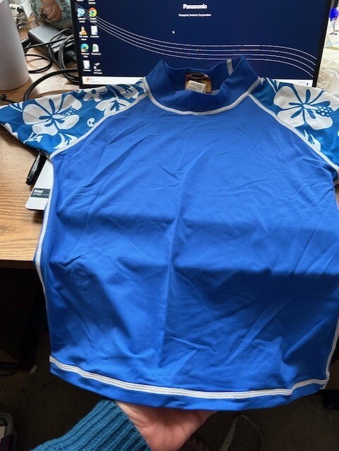 Picture 1 of 4