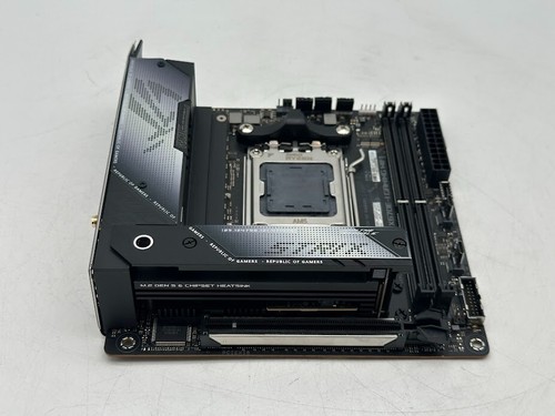 ASUS ROG Strix X670E-I Gaming WiFi READ - Bild 2 von 10