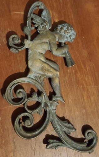 Beautiful Antique Molded Brass Decorative Cherub Embellishment – VGC–COLLECTIBLE - Picture 6 of 6