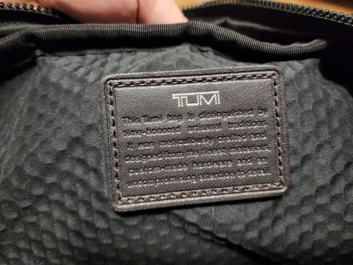 Maletín Tumi Bolso para Laptop Alpha Bravo Nogal Everett Cuero Negro (222340HK2) - Imagen 13 de 24