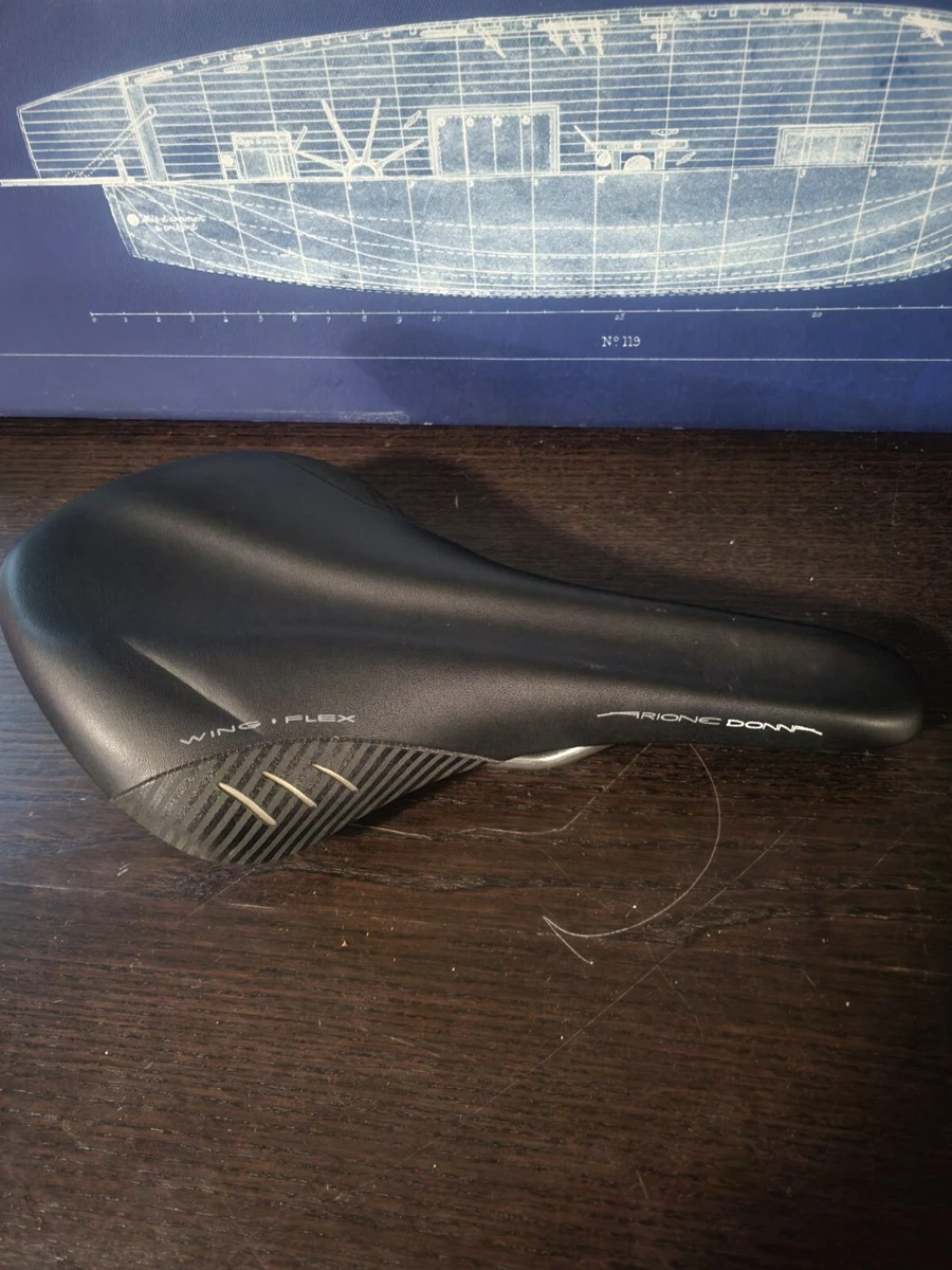 Fizik Arione Donna Wing Flex Bike Saddle Seat