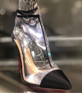 christian louboutin nosy black