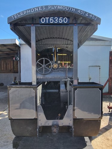 Wallis and Steevens 10 Ton Steam Roller traction engine - Picture 3 of 5