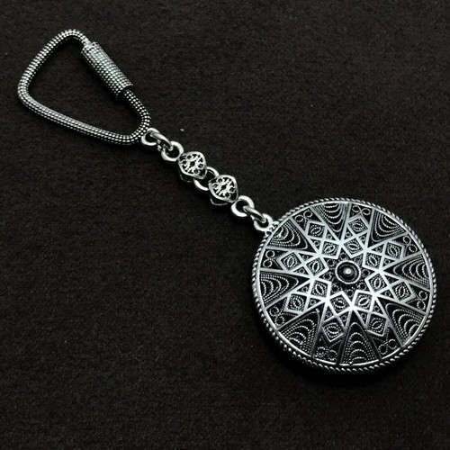 Handmade Filigree Special Design Keychain Made of Sterling Silver - Picture 2 of 2