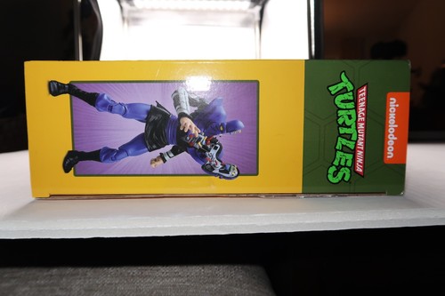 NECA Teenage Mutant Ninja Turtles TRAJE DE NEGOCIOS CASEY JONES & FOOT SOLDIER Split - Imagen 6 de 24