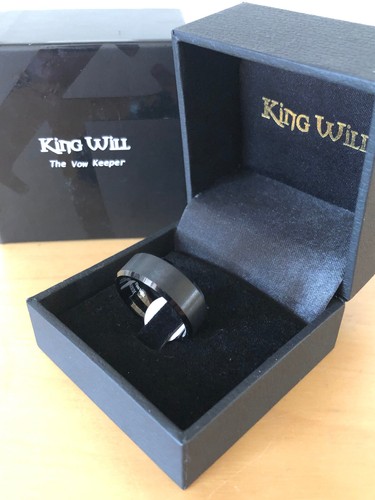 Verpackt schwarzer Wolframring Größe 9,5 von King Will - Bild 1 von 4