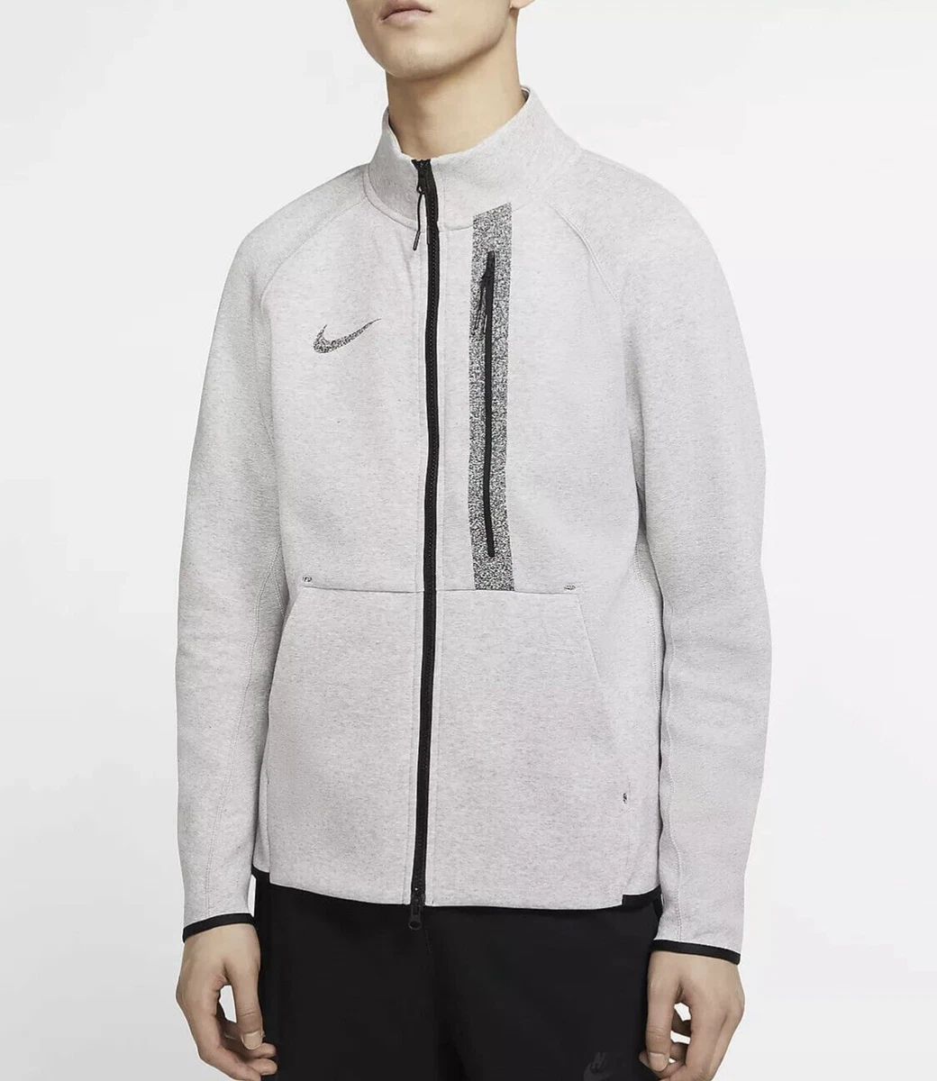 Nike tech 2025 50