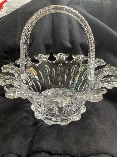 Shannon Hand Crafted Crystal Designs Of Ireland Crystal Basket - Picture 2 of 7