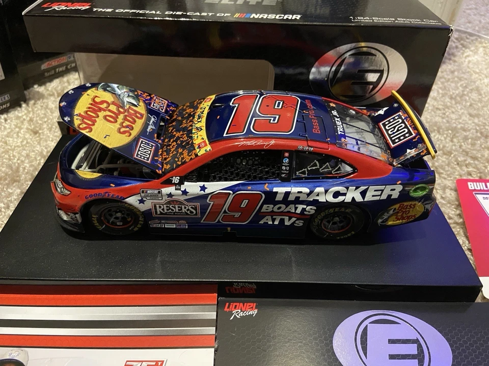Martin Truex Jr. 2021 Richmond Win 1/24 Elite color líquido diecast ¡1 de 47! Foto 2 de 4