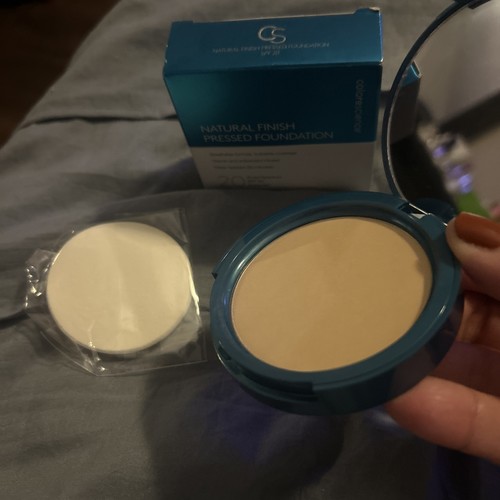 Colorescience Natural Finish Pressed Foundation SPF20 12g Light Ivory - Picture 4 of 4