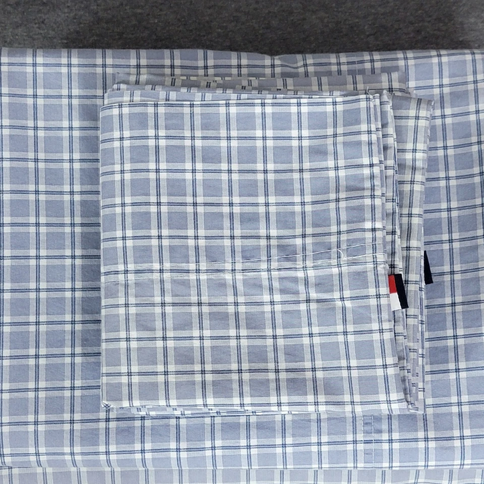 Tommy Hilfiger 4 Pc Sheet Set Blue Full Flat Fitted 2 Cases 14" Deep Pockets - Image 2 of 4