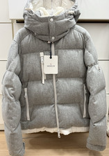 Size 2 Medium MONCLER Tarentaise Quilted Virgin Wool-Flannel Hooded Down Jacket