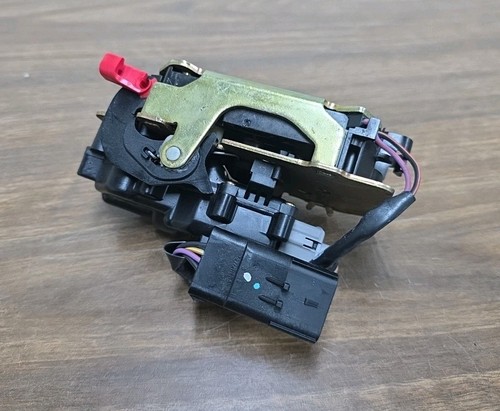 2001-2007 Grand Caravan Town & Country Trunk Liftgate Lock Latch Actuator OEM - Picture 3 of 5