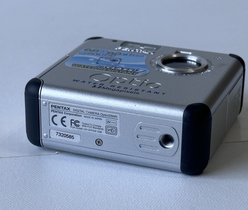 Pentax Optio33WR 3.2MP Water Resistant Class 7 Digital Camera - Tested - Mint! - Picture 7 of 11
