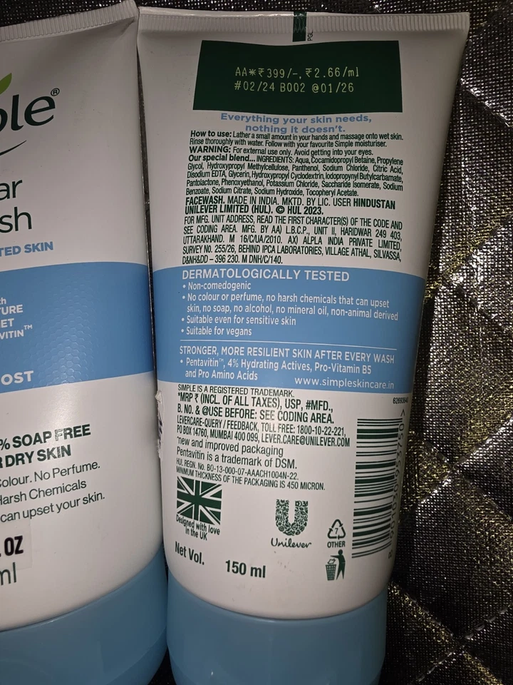 Gel de lavagem facial micelar Simple Water Boost - 150ml, 5 oz lote de 2 - Imagem 2 de 2