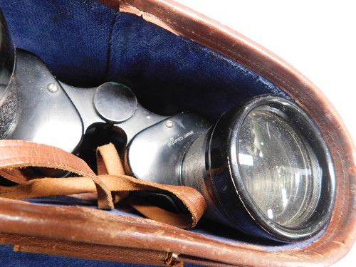VINTAGE Central Cassiopeia Binoculars 7x50mm, Field 7,1 degrees, with Case - Picture 10 of 11