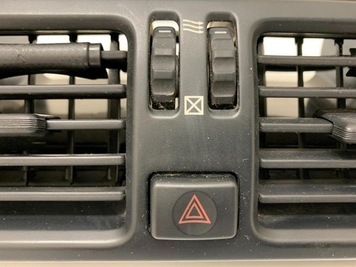 1995-97 Lexus LS400 OEM Center Dash AC Vent Clock Hazard Switch - Picture 4 of 10