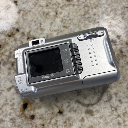Cámara digital Fujifilm FinePix A340 4,0 MP 3X con zoom óptico FUNCIONA - Imagen 5 de 5