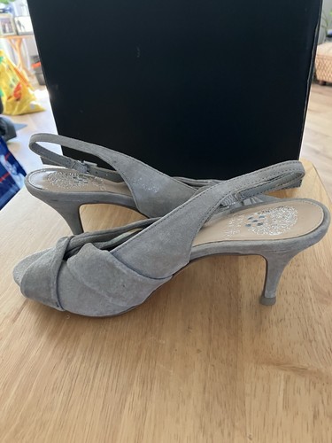 Vince Camuto Women’s Sandals Heeled Sz 8 Shimmery Gray Leather Slingbacks - Picture 5 of 9
