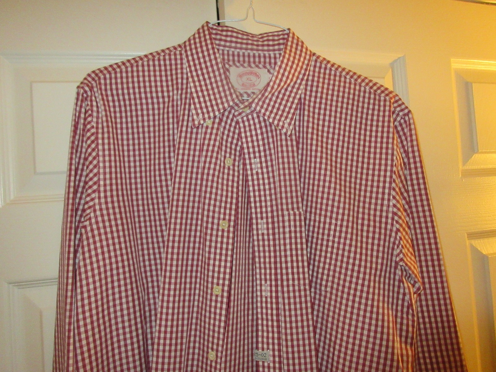 Brooks Brothers , Men's Long Sleeve Shirt , Size XL , 1 Brooks Brothers , Men's Long Sleeve Shirt , Size XL , 1