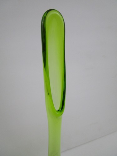 "Florero oscilante vintage MCM vikingo aguacate 13"" Epic Bud" - Imagen 2 de 9