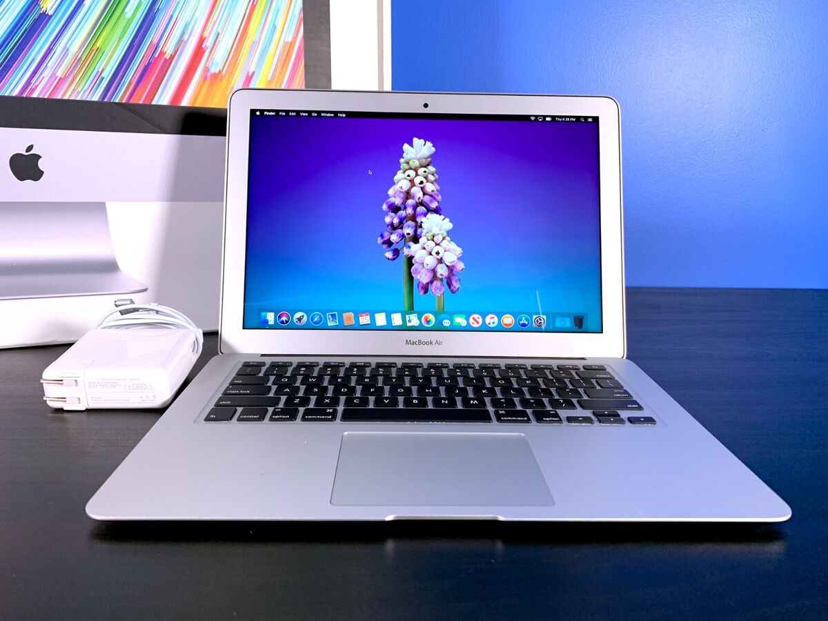 Apple MacBook Air 13 inch - 2015-2016 Model - 256GB SSD Apple MacBook Air 13 inch - 2015-2016 Model - 256GB SSD