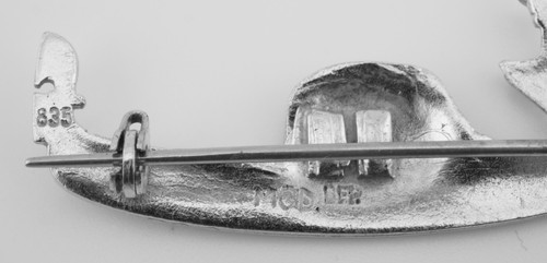 Beautiful Vintage 835 Silver Gondola Brooch set with Marcasites & Red Stones - Picture 4 of 4