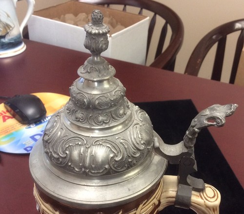 Gesetzlich Geschutzt 1 Liter Lidded Beer Stein - Picture 7 of 10