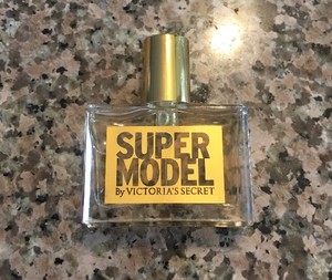 Victoria-039-s-Secret-Super-Model-EDP-Mini-Spray-Purse-Size-25-fl-oz-7-5ml-New