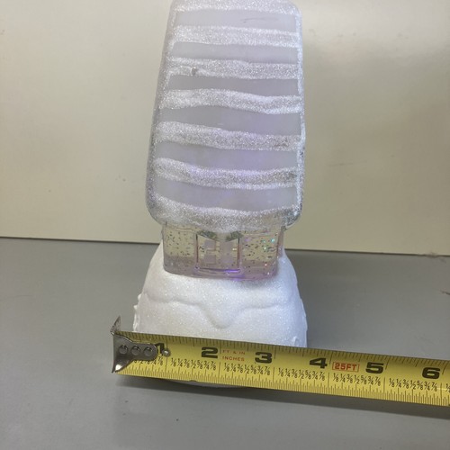 HALLMARK Home Sweet Home LIGHTED/Motion SNOW GLOBE HOUSE Christmas Tested Works! - Picture 5 of 11