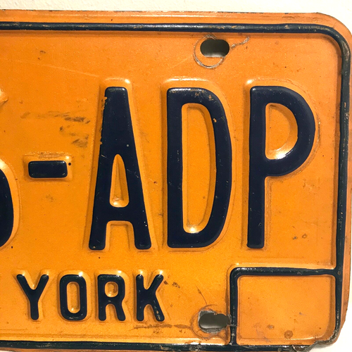 Placa de matrícula vintage del estado de Nueva York número de etiqueta 7606-ADP naranja y azul 12x6 pulgadas - Imagen 5 de 5