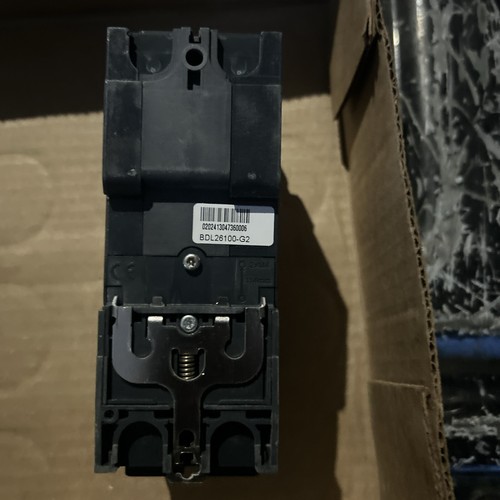 SQUARE BDL26100 2 POLE 100A 2 POLE CIRCUIT BREAKER 14kA - Picture 3 of 6