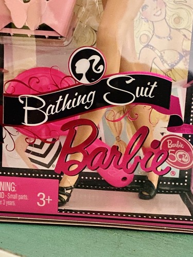 Nuevo en caja Traje de baño Barbie entonces y ahora 1959-2009 edición especial P6508 - Imagen 11 de 12
