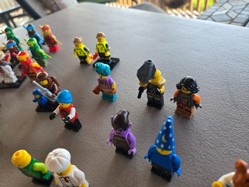 LEGO Minifiguras Lote más Accesorios Ninjago Spaceman Bebé Pirata Dragón Dorado - Imagen 10 de 24