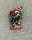 Rare pin badge communist propaganda VIETNAM  mien nam Việt Nam