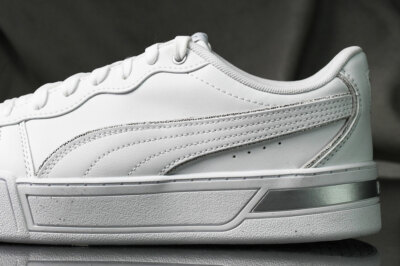 PUMA SKYE METALLIC  shoes for women, NEW AUTHENTIC, size 9.5