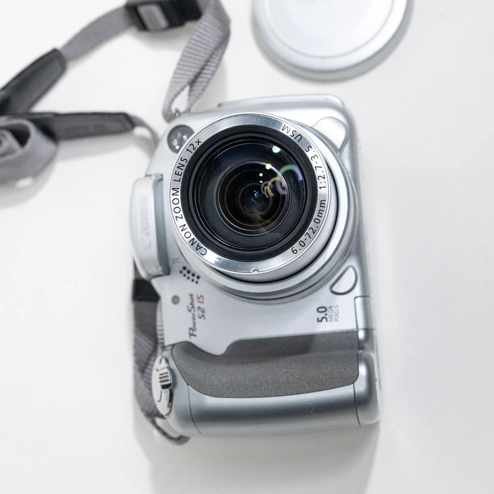 Canon PowerShot S2 IS 5.0MP 12X Zoom Digital Camera CCD Digicam Y2K - Working! - Image 3 of 4