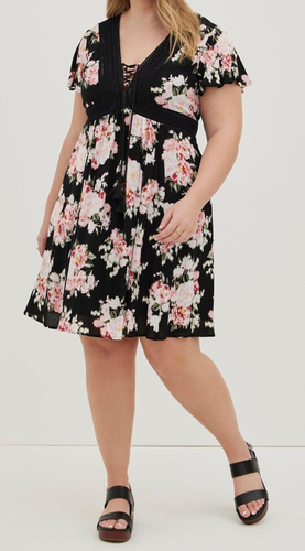 NWT Torrid Mini Gauze Lace Up Skater Dress Black Floral Print Plus Size 5 5X - Picture 15 of 15
