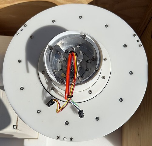 Brooks Automation 1-0125 ATR-8 Wafer Transfer Robot w/Controller, Pendant, Cable - Picture 4 of 9