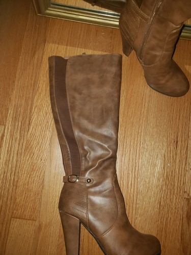 Woman shoes size 8