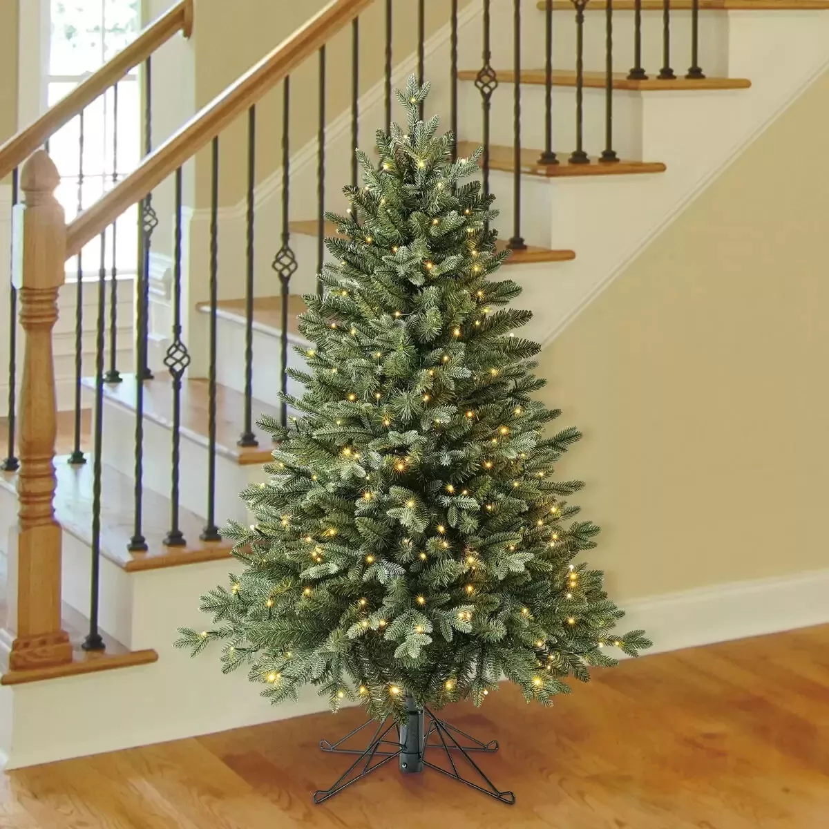Aspen pre lit christmas on sale tree