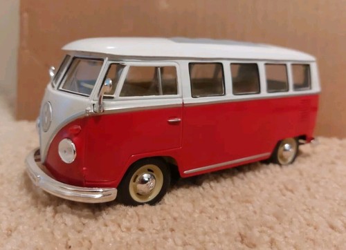1962 Classical Volkswagen Bus Welly 1:24 Scale Ex Cond No Box