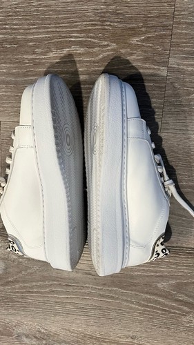 Carmela Leather White Metallic Animal Print Lace Up Sneaker  Spain 39/8.5   - Picture 7 of 7