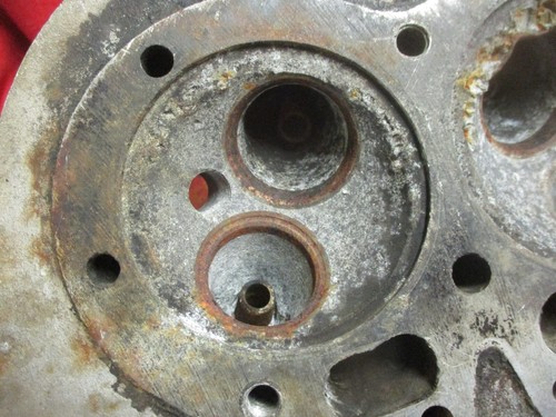 Norton Atlas Cylinder Head 111522 - Bild 10 von 11