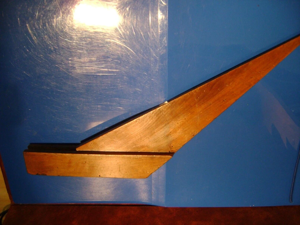 OUTIL ANCIEN, Grande Equerre d'onglet 45°  ,Ebéniste, Menuisier , 30x 20 cm - Photo 2/4