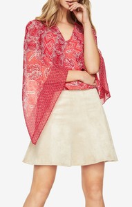 BCBG-MAX-AZRIA-228-Nickelette-100-Silk-Airy-Batik-Printed-Top-Size-Small