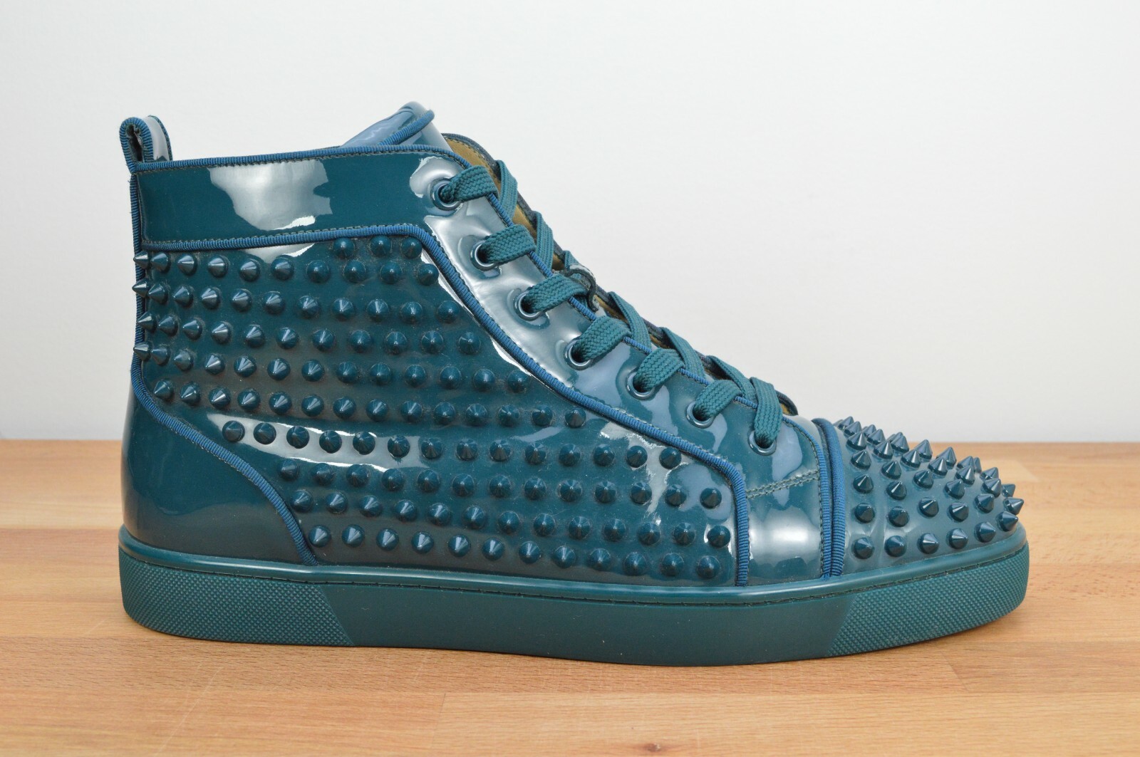 CHRISTIAN LOUBOUTIN Louis Spikes Blue 